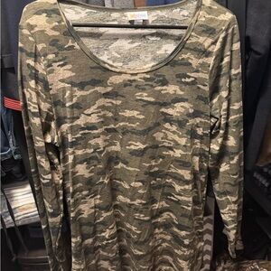 LuLaRoe Camouflage Long Sleeve Top